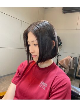 アーチテクトヘア(Architect hair by Eger) 前下がりボブ