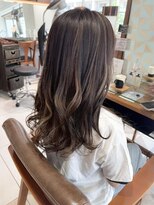 バブ バイネオリーブ(Bab by neolive)&nbsp;ハイライトカラー/くびれヘア/韓国ヘア/夏/小顔/自由が丘