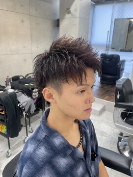 クロム トウキョウ ザ バーバーアルト 神保町店(CHROM TOKYO the Barber ALT) スパイキーショートスタイル