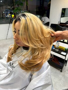 メリー オオサカ(Merly Osaka) 海外レイヤーカット