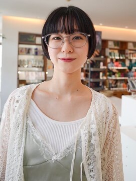 ビファインクーアヴェダ(Be fine coo AVEDA) 前髪ありミニボブ　マッシュショート