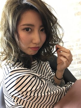 ティータイズ(T-ties) タンバルモリ×セクシーボブ