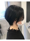 ショートボブ(前下がりショートボブ.ハンサムカット)