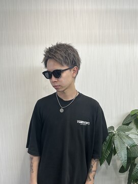 ウェグ 難波(WEG) グレージュカラー