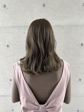 アチーブ ヘア デザイン(achieve hair design) 透け感透明感オリーブグレージュカラーゆるふわウェーブ