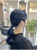 ウェーブタイトヘアアレンジ