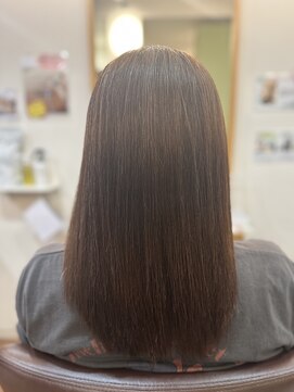 フリージア(freesia) 髪質改善/艶髪ロング/ヘッドスパ