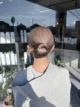 アリカ(arika) タイトシニヨン×カチモリ