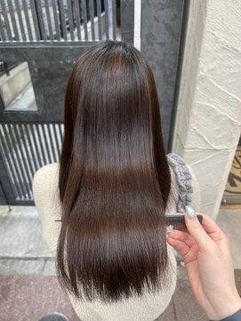 ニューヨークニューヨーク 三宮店(NYNY) オーダーメイドストレートでさら艶髪へ