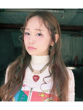 ロイ プラスアティック(roi ＋attic) ネオオリエンタル◇異空間美容室roi◆