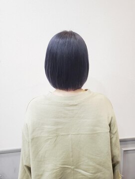 グランシュ 青葉台店(GranCieux) 切りっぱなしボブ×ブルーブラック☆
