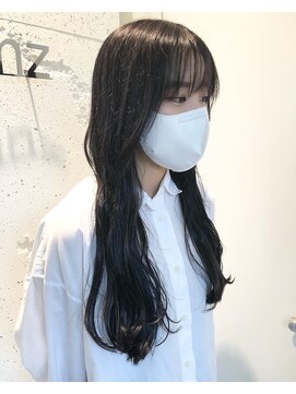 プレデフリュー 北白川本店(PUREE de FLEURS) 韓国風ブルーブラックカラー×顔周りレイヤースタイル