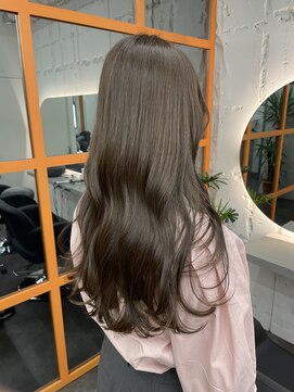 エイト 立川店(EIGHT) グレージュ