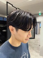 アンダーバーホワイト(_WHITE)&nbsp;ナチュラルセンターパート