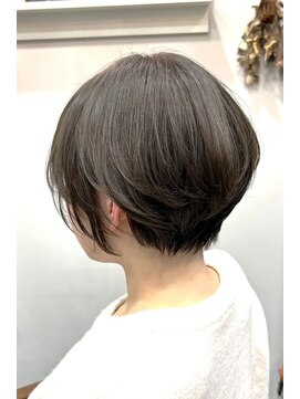 スナッグルサロン(SNUGGLE SALON) 前髪ありショート丸みショートボブ/グレージュ20代30代40代/練馬