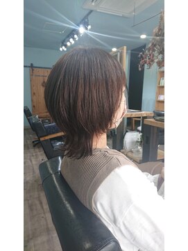 リブ バイ アベイル(LIB by Abeille) ショート/ウルフ/うるツヤ/ニュアンスカラー/アースカラー/30代