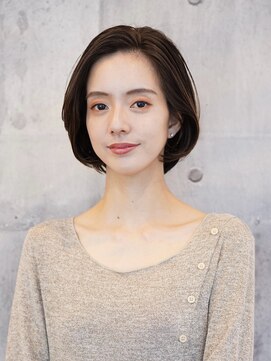 アイスバーグ(eyesburg) ミニボブ/前下がりボブ/ショートボブ/ひし形ボブ/あご上ボブ