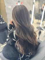 アルドーレフィエロ シンサイバシ(Ardore fiero shinsaibashi)&nbsp;コントラスト極ハイライト☆グレーベージュ☆20代30代40代