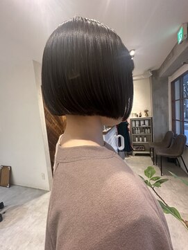 ブリエ(Briller) 切りっぱなしボブ