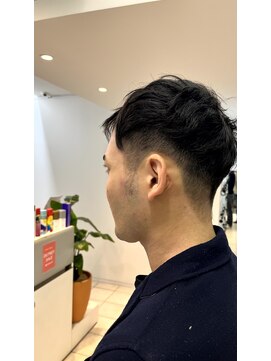 ソワン ドゥ ブレス 今里店(soin de brace) メンズ/ツイストパーマ/フェードカット/白髪ぼかし/ハイライト