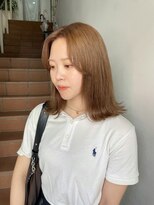 サンク 原宿 表参道(cinq)&nbsp;切りっぱなしボブミルクティーベージュケアブリーチワイドバング