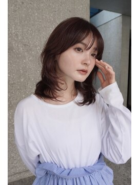 ローネス(LONESS) ミディアムレイヤー　ハッシュカット　ピンクブラウン