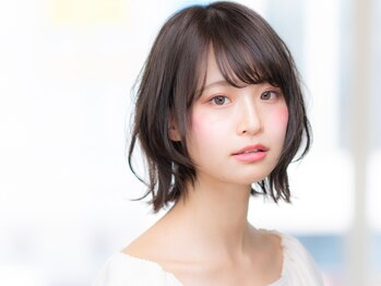 ヴィアラ 自由が丘(VIALA)の写真/【小顔カットが大人気★自由が丘】似合わせの法則を知り尽くした実力派スタイリストがあなたの理想を実現!