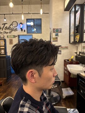 ブロートーキョーバーバーショップ 神田店(Bro Tokyo BARBERSHOP) フェザーパーマ