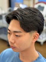 カズミ(KAZMI)&nbsp;リバースフロウアイロンパーマ＋ナチュラルパートスタイル