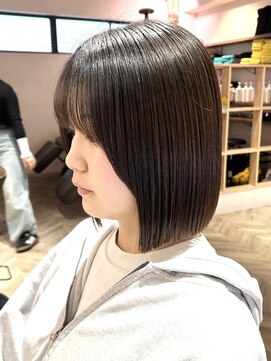 レリコ ニド(Relico-nid) 似合わせカット+地毛風縮毛矯正