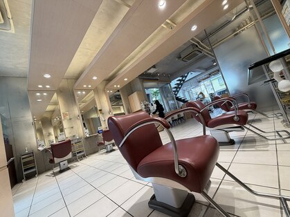 エム インターナショナル 春日部本店(EMU international)の写真