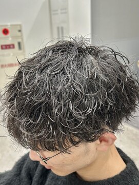 グロップ 町田(GLOP) 学生人気のメンズ波巻きパーマ
