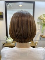 ヘアーサロン ラフリジー(Loufreasy)&nbsp;大人女性に似合う｜丸みショートボブベージュ