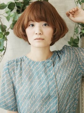 エマージュ 川崎(Emerge) 美しい煌やきを演出するストレートタッチの艶ボブゆる巻き