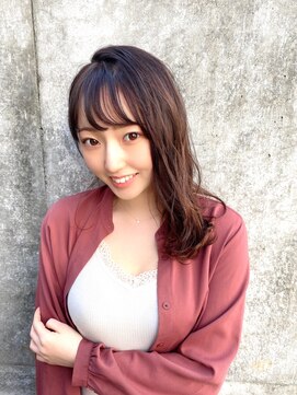 ブルーダー(Bruder) 大人ヘア　サイド寄せ　巻き　カール　オフィスヘア