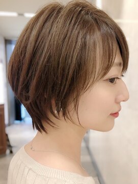 カミノア 銀座店(CAMINOIA) ひし形シルエットのショートマッシュ　 ミルクティーブラウン