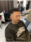 フェードカットショートスタイルツイストパーマスパイラルパーマ