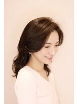 アンベリールフルー(EMBELLIR fleur)&nbsp;大人のフェミニンセミディ