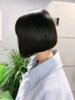 アイユー(ii+U) マチルダボブ　ニュアンスカラー　ボブカット　髪質改善
