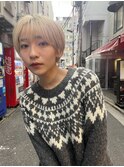 ハイトーンベージュ×マッシュショートボブ
