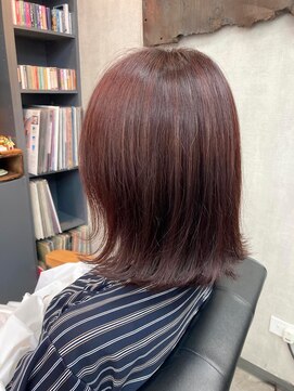 オト(oto) レッドブラウン×外ハネボブ　モテ可愛い印象に◎/艶感/透明感