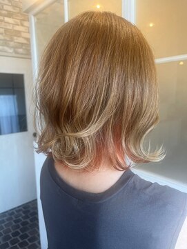 フィガロ ミリー 北生駒店(Figaro Mily) ハイトーンベージュ＋インナーカラーハイライトカラー