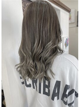 グランジュテ(grandjute) イルミナカラー　縮毛矯正　トリートメント　ヘッドスパ　韓国