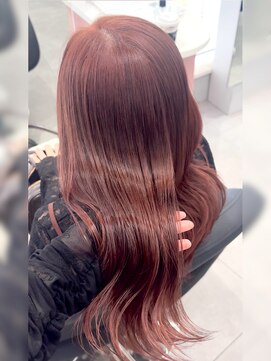 ジエクト カナウ(The Ect canow) バーガンディ／ミディアムレイヤーカット／ボルドーカラー