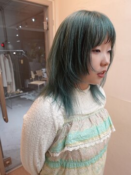 ネアー 新潟(NEER) ココアベージュ/オリーブグレー/クラゲヘアー/小顔　[新潟/万代]