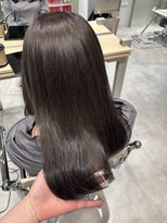 ローレンジウ(LOREN JU)&nbsp;着物ヘア/ダークアッシュ/ミディアムレイヤーカット/名古屋名駅