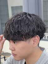 アウラ(AURA)&nbsp;シャドウパーマツイスパメンズパーマ