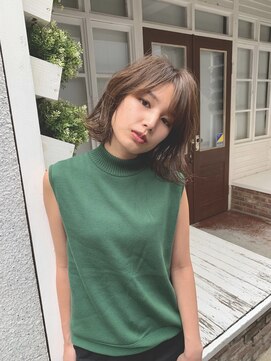 リラ バイ クオーレ(LIRA by CUORE) 大人ボブ