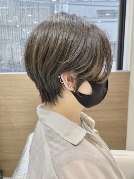 アッシュ 大泉学園店(Ash) 【透明感のある暗髪】イルミナカラーハンサムショート