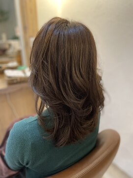 タエビスアリッサム(Taebis Alyssum) 大人スタイル/30代40代50代/レイヤーカット/北習志野